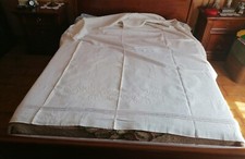 Lenzuolo ricamato a mano più