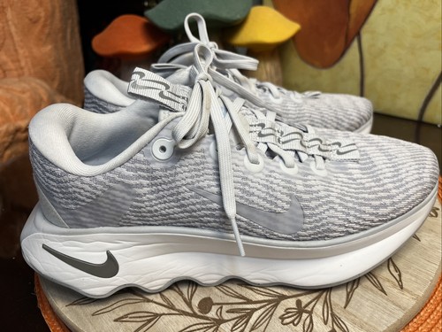 Nike motiva photon dust - nike, white