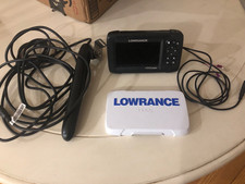 Lowrance HOOK Reveal 5TS Fish Finder / GPS Chartplotter con Skimmer 