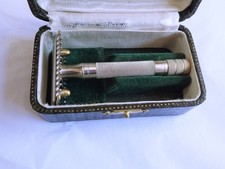 Vintage French LERESCHE  Razor