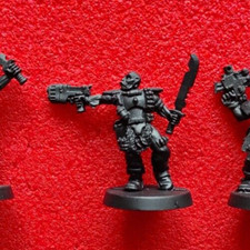 SPACE WOLVES SCOUT 3 w PLASMA & SWORD - METAL OOP MARINES SCOUTS WOLF GUARD 40k