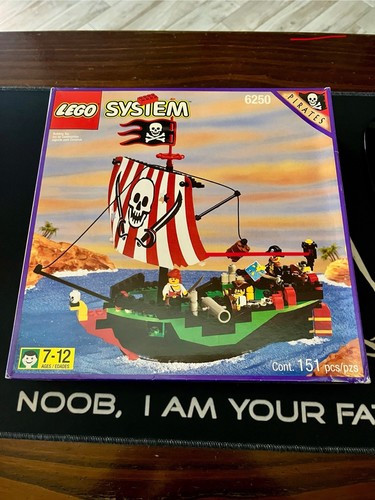 Lego 6250 clipper bones - lego,
