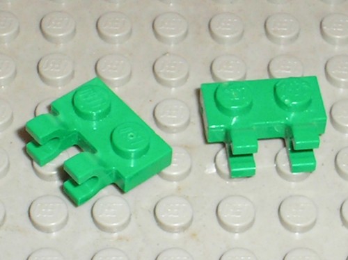 Lego green plate x 2 - lego,