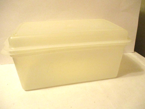 Tupperware 171 bread loaf - bread,