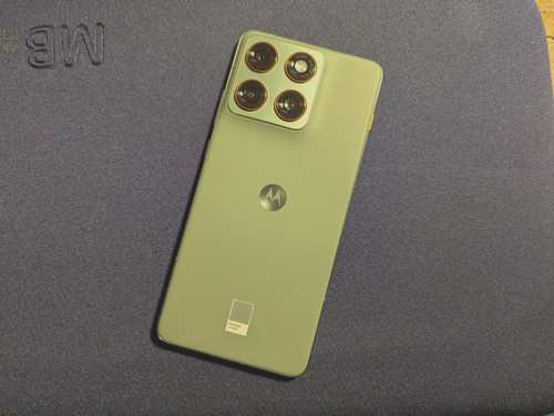 Motorola edge 512 gb - 70,