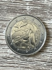 Piéce de 2 Euros RARE  " 25