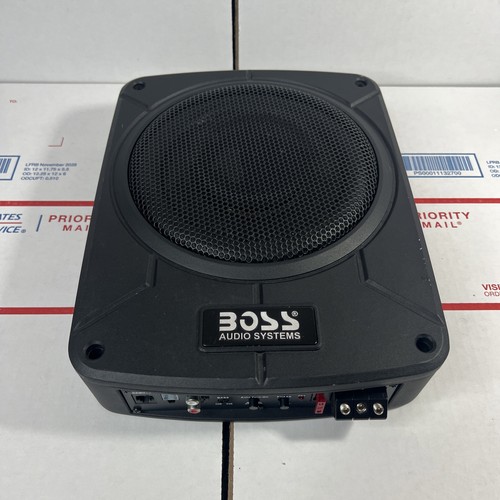 Amplificatore subwoofer auto