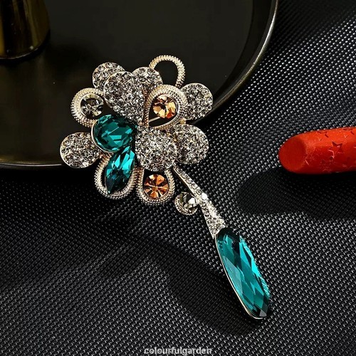 Spilla elegante fiore