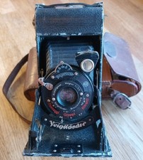 Antica fotocamera pieghevole