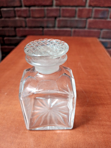 Small crystal scent bottle - scent,