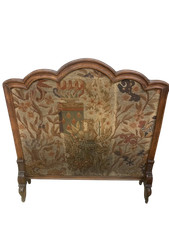 Antico davanti di camino dell'800 antico arazzo Parascintille in noce