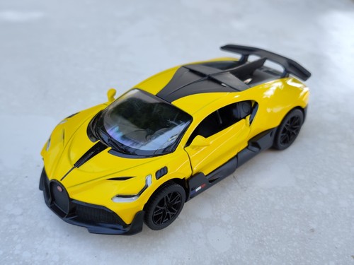 Modellino bugatti divo yellow - bugatti,