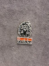 Old Pins Pin Badge Spilla