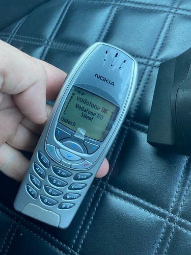Nokia 6310i silver display - nokia,