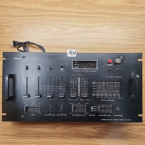Equalizzatore stereo vintage