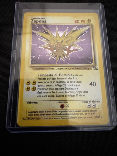 Zapdos holo fossil - 15/62,