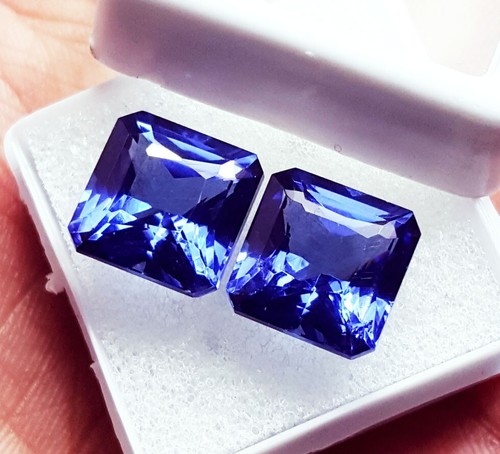 Naturale tanzanite - 18,