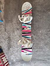 Drake Charm 146 snowboard + Attacchi Drake Queen M