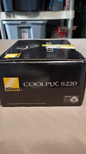 Nikon coolpix s220 - nikon,