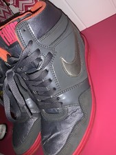 2 Paia Di Scarpe  Nike Con Zeppa Donna Numero 38 Come In Foto Usato Grigio/blu