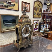 Elegante antico orologio