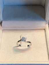 Anello Solitario Ct. 0.50 H