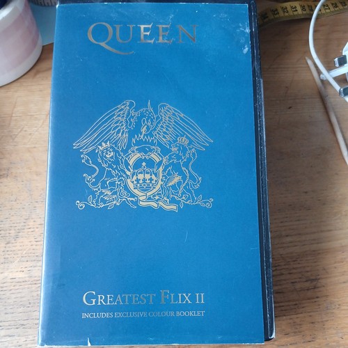 Queen greatest flix vhs - flix,