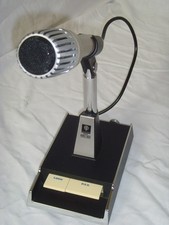 Microfono dinamico 4 pin KENWOOD TRIO MC-50 con supporto NUOVO Per collezionisti