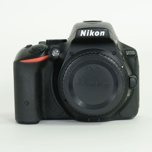 Nikon d5500 con - 195, otturatori