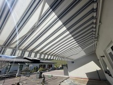 Tenda da sole SOMFY 8mx3m quattro bracci, braccia motorizzate e sensore pioggia.