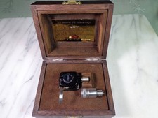 Adattatore custodia legno oro