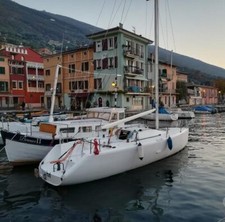 Barca a vela con posto barca