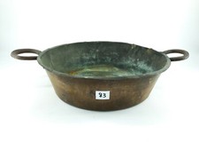 Tegame basso in rame antico usato un cucina con due manici arredo rustico parete