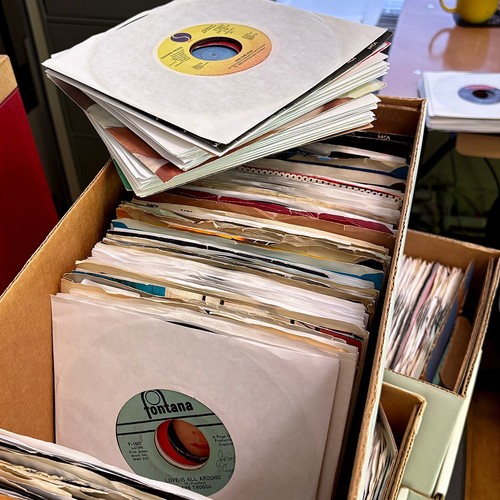 Lot 7 records - 50,