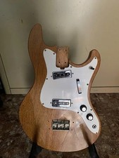 Melody Vintage body Bass Made in Italy Loaded