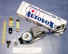 Antenna elettrica Autovox SA 86 a 12 volt Alfa Romeo e varie - Electric antenna