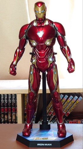 Hot toys infinity war - hot,