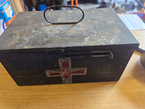 Vintage first aid - vintage,