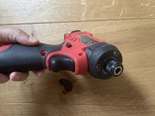 Avvitatore A Percussione Milwaukee Fuel 12VBrushless attacco inserti  1/2 hex 