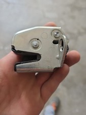 GANCIO CHIUSURA PORTELLONE POSTERIORE SUPERIORE DESTRO PER FIAT DOBLO 00-10