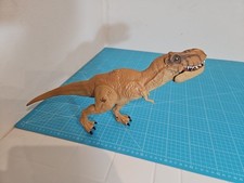 Tyrannosaurus T Rex Chomping Jaws 2015 Jurassic World Dominion Park Dinosauro