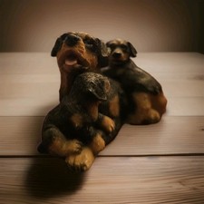 Statuina cane e cuccioli Rottweiler piccola pietra resina dipinta a mano 