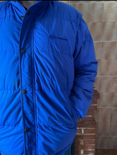 Bellissimo giubbino Sergio Tacchini con maniche staccabili XL,molto caldo,usato 