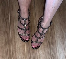 🍒AUTENTICI SANDALI ROCKSTUD