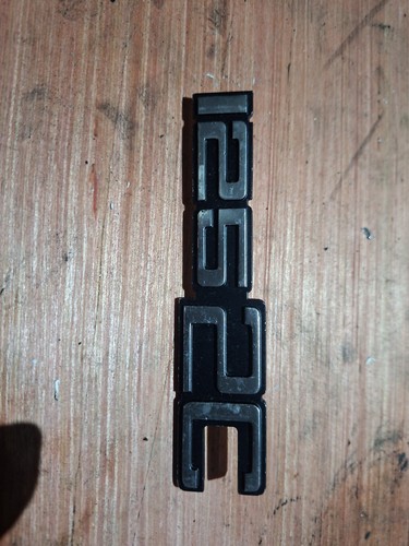 Benelli 125 emblema - benelli,