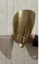 Coppia 2 paralumi curvi luci fatti a mano vintage parete metà secolo moderno ottone grezzo