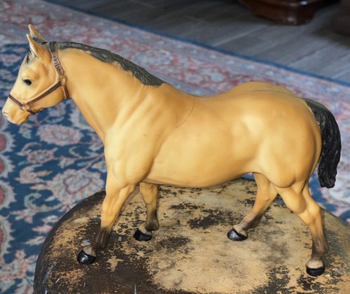Vintage breyer horse buckskin - vintage,