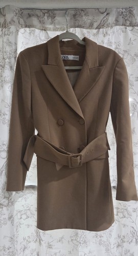 Zara beige blazer - beige,