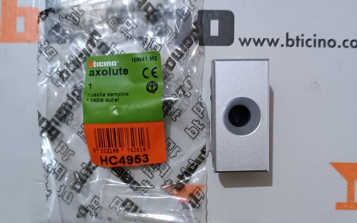 Bticino axolute hc4953 falso - bticino,