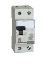 Interruttore magnetotermico